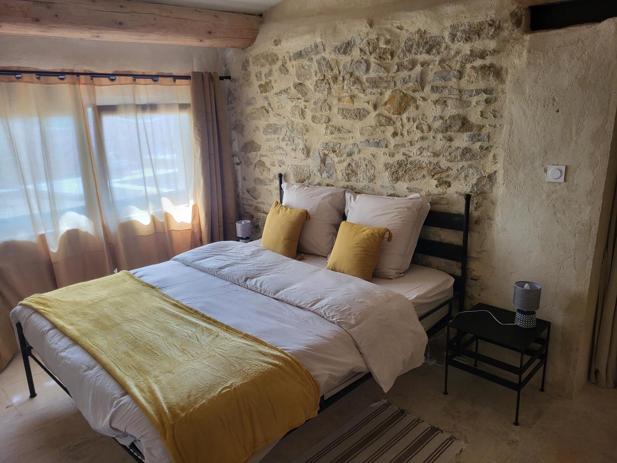 Bastide De La Madeleine Bed & Breakfast Pougnadoresse Exterior photo